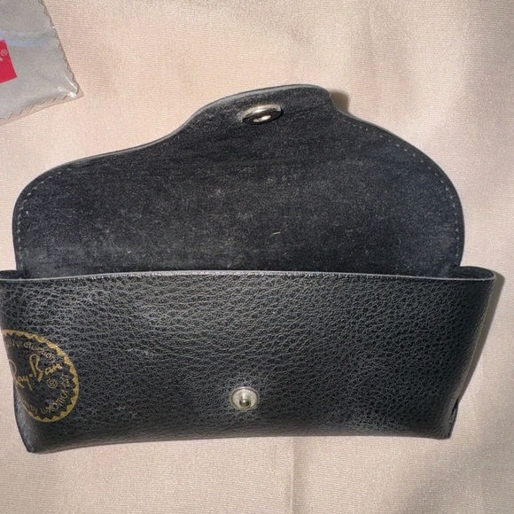 Ray Ban aviators black sunglass case - Picture 4 of 6